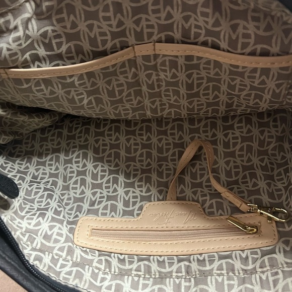 Marc Fisher OverSized Purse/Tote Vegan Leather - Picture 7 of 7